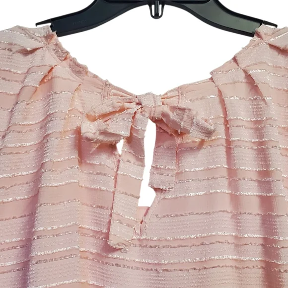 LC Lauren ConradWomen's Pink Textured Blouse SizeL - Picture 7 of 8